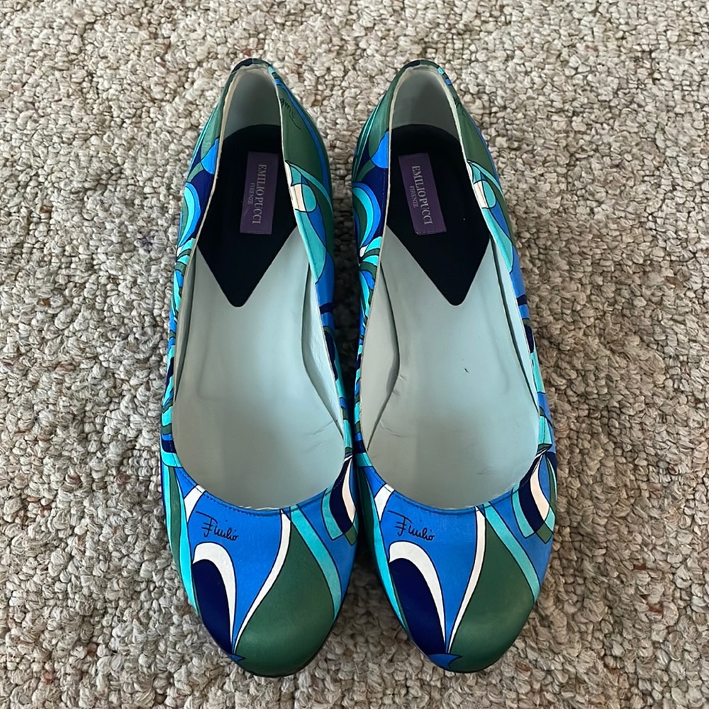 Emilio Pucci flats